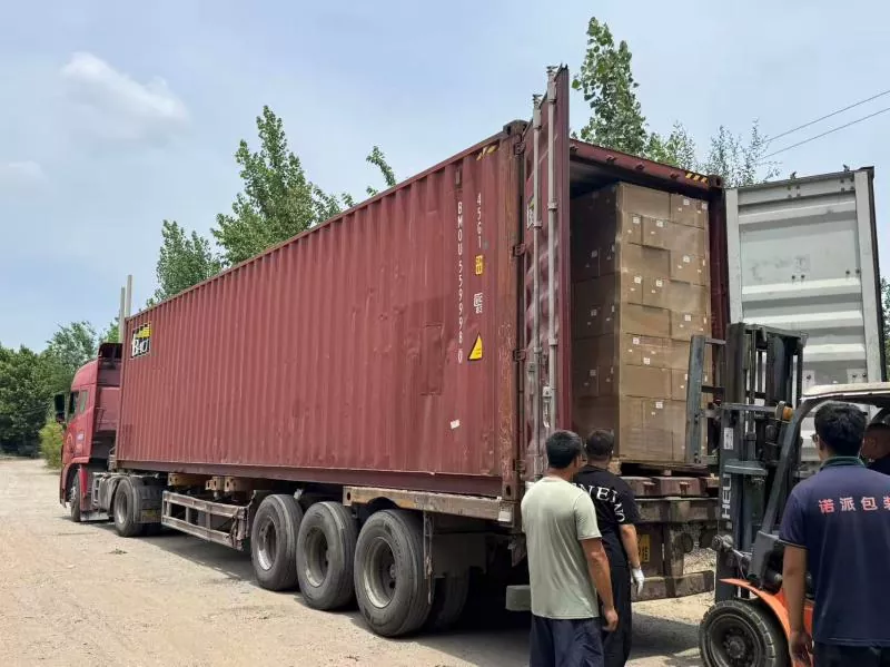उच्च गुणवत्ता वाले टेप के 40,000 रोल सीधे जापान भेजे गए: विदेशी ऑर्डर सफलतापूर्वक वितरित किया गया